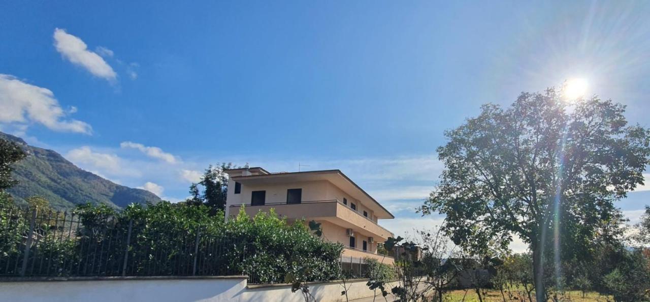 Villa Daniela Сарно Екстер'єр фото
